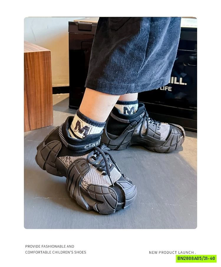 GIÀY CỔ LEN CHUN PHỐI MÀU CÁ TÍNH