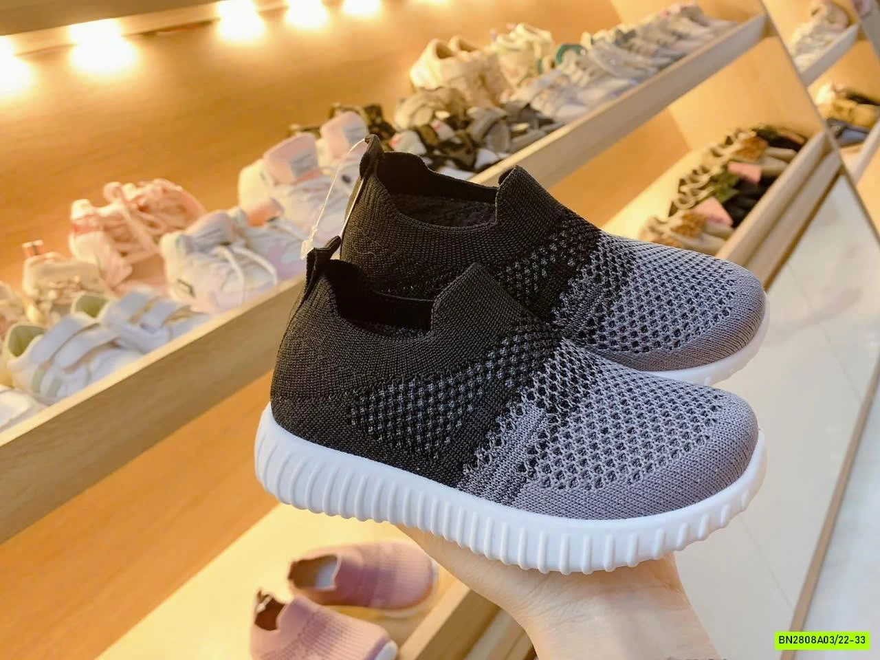 GIÀY CHUN LOANG MÀU SIZE NHÍ