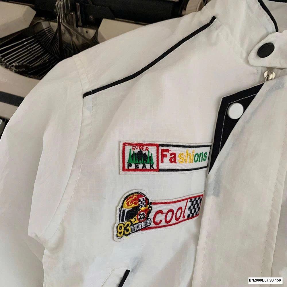 ÁO KHOÁC THỂ THAO KHÓA NGỰC