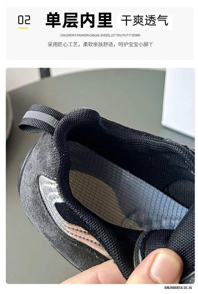 GIÀY THỂ THAO DA LỘN