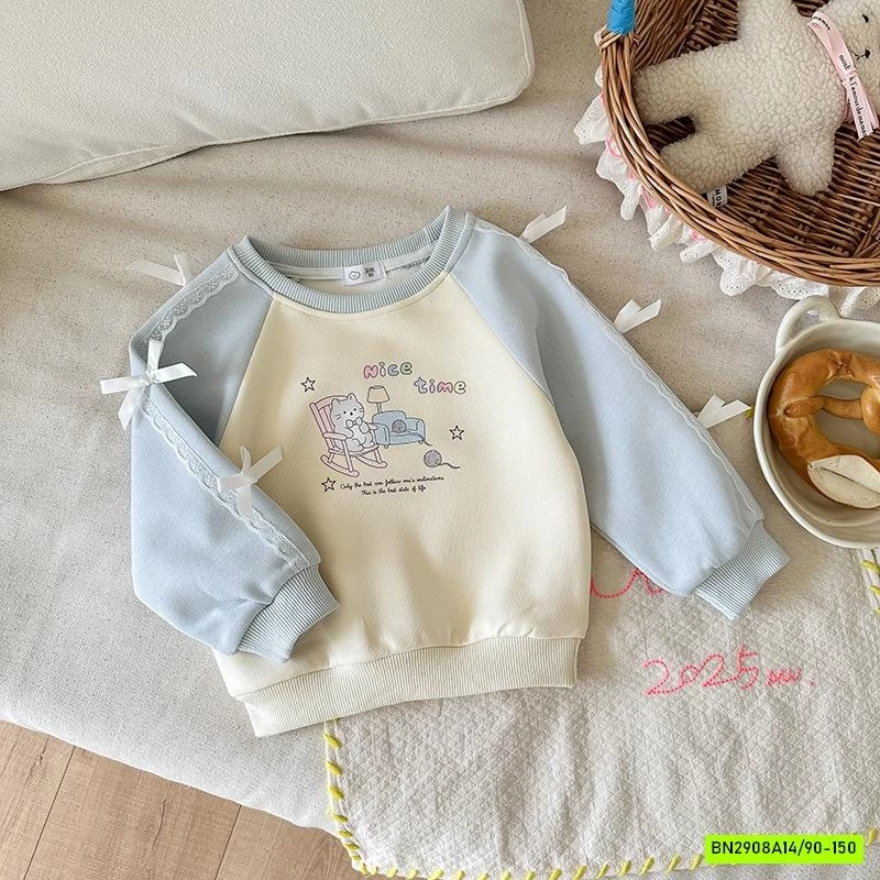 ÁO NỈ PHỐI MÀU TAY GẮN NƠ BÉ GÁI