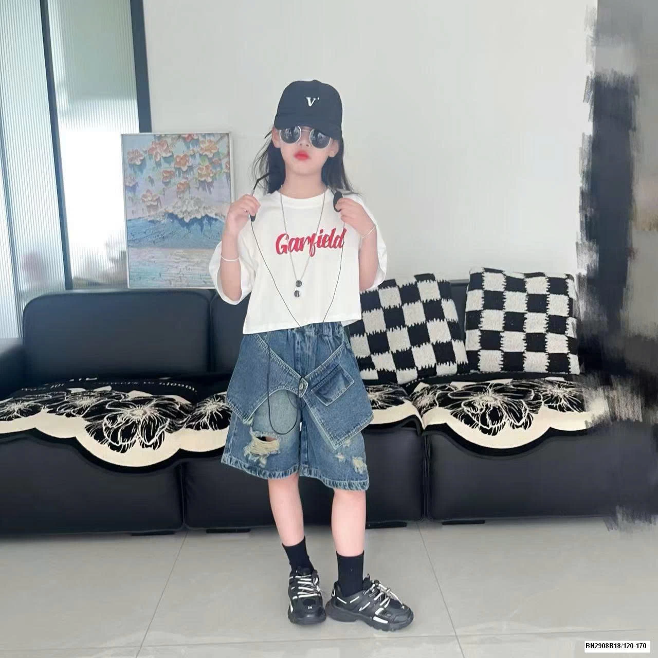 QUẦN NGỐ JEAN CÁ TÍNH MIX ÁO THUN