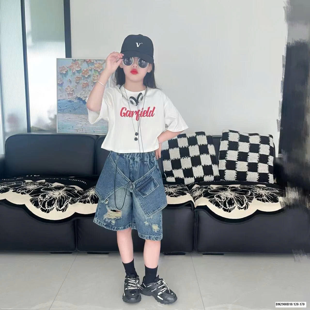 QUẦN NGỐ JEAN CÁ TÍNH MIX ÁO THUN