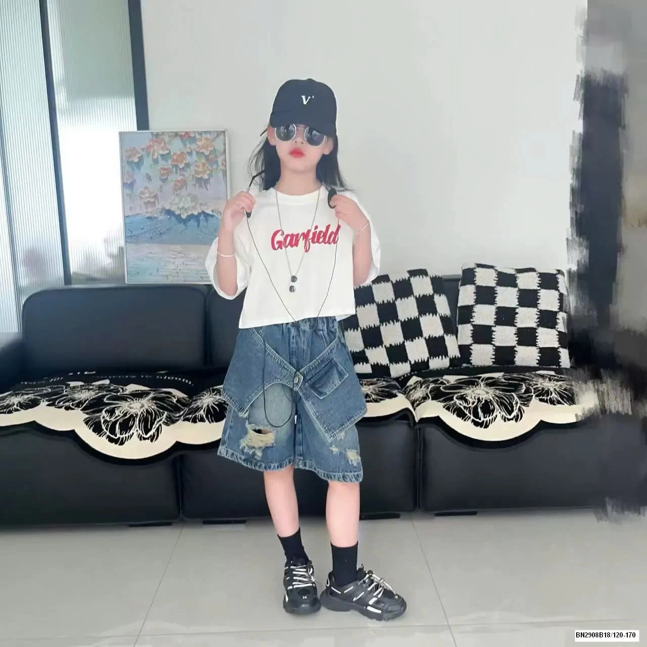 QUẦN NGỐ JEAN CÁ TÍNH MIX ÁO THUN