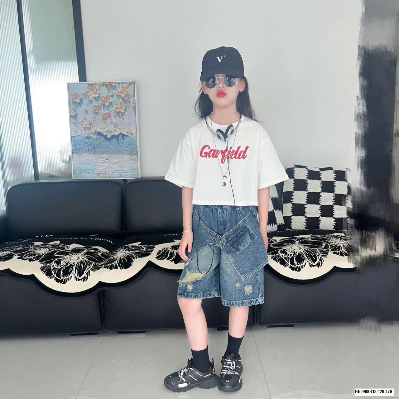 QUẦN NGỐ JEAN CÁ TÍNH MIX ÁO THUN