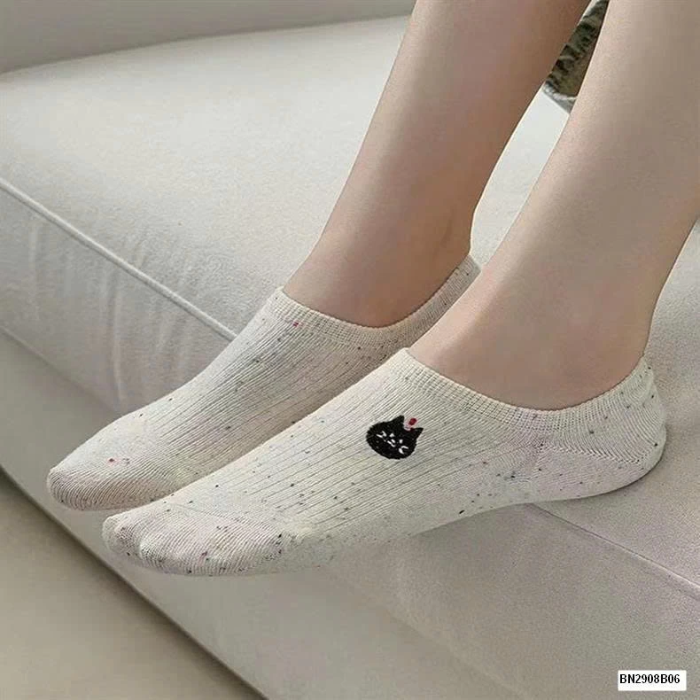 SET 5 ĐÔI TẤT MUỐI TIÊU ĐỘNG VẬT