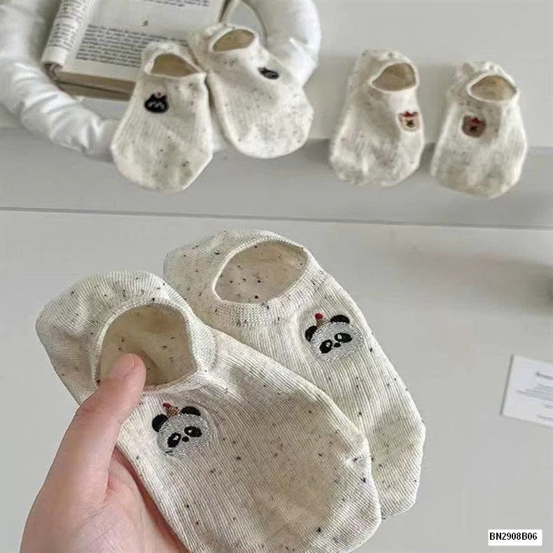 SET 5 ĐÔI TẤT MUỐI TIÊU ĐỘNG VẬT