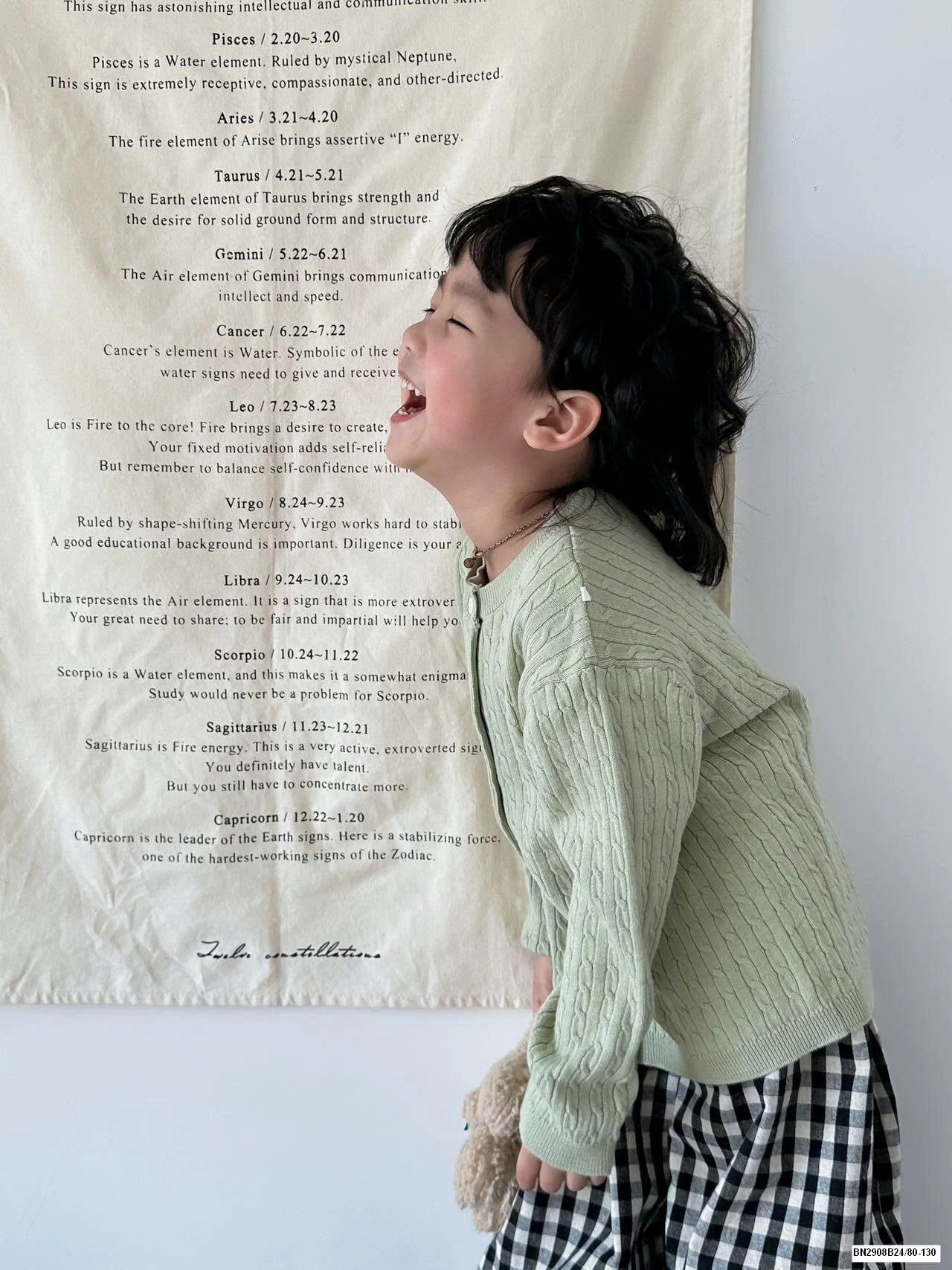 ÁO KHOÁC LEN XOẮN THỪNG MỎNG  M.TYQUEEN