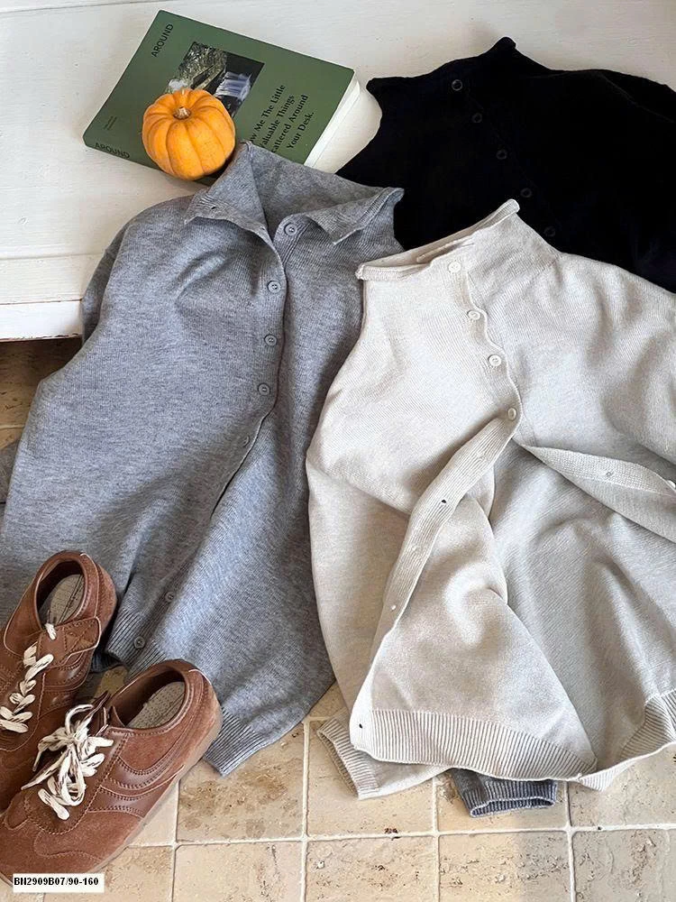 ÁO LEN DỆT CỔ CAO ĐÓNG CÚC AMBB 25G191