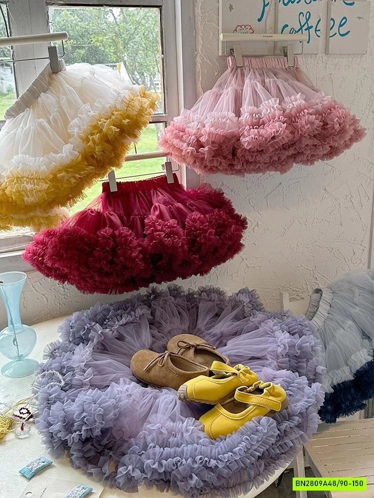 CHÂN VÁY TUTU PHỐI VIỀN MÀU