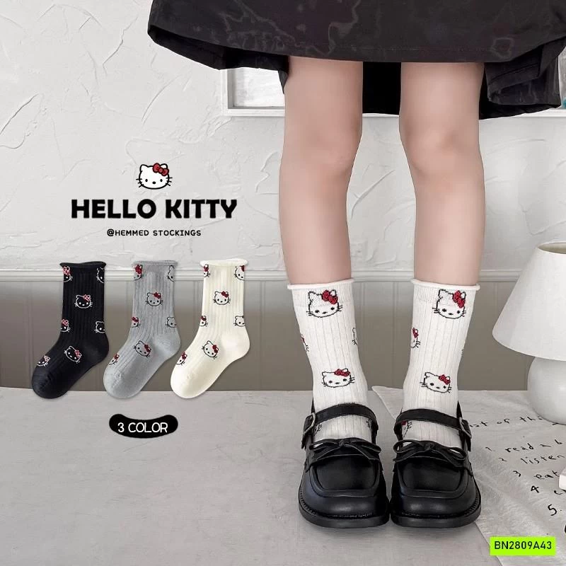 SÉT 3 ĐÔI TẤT KITTY