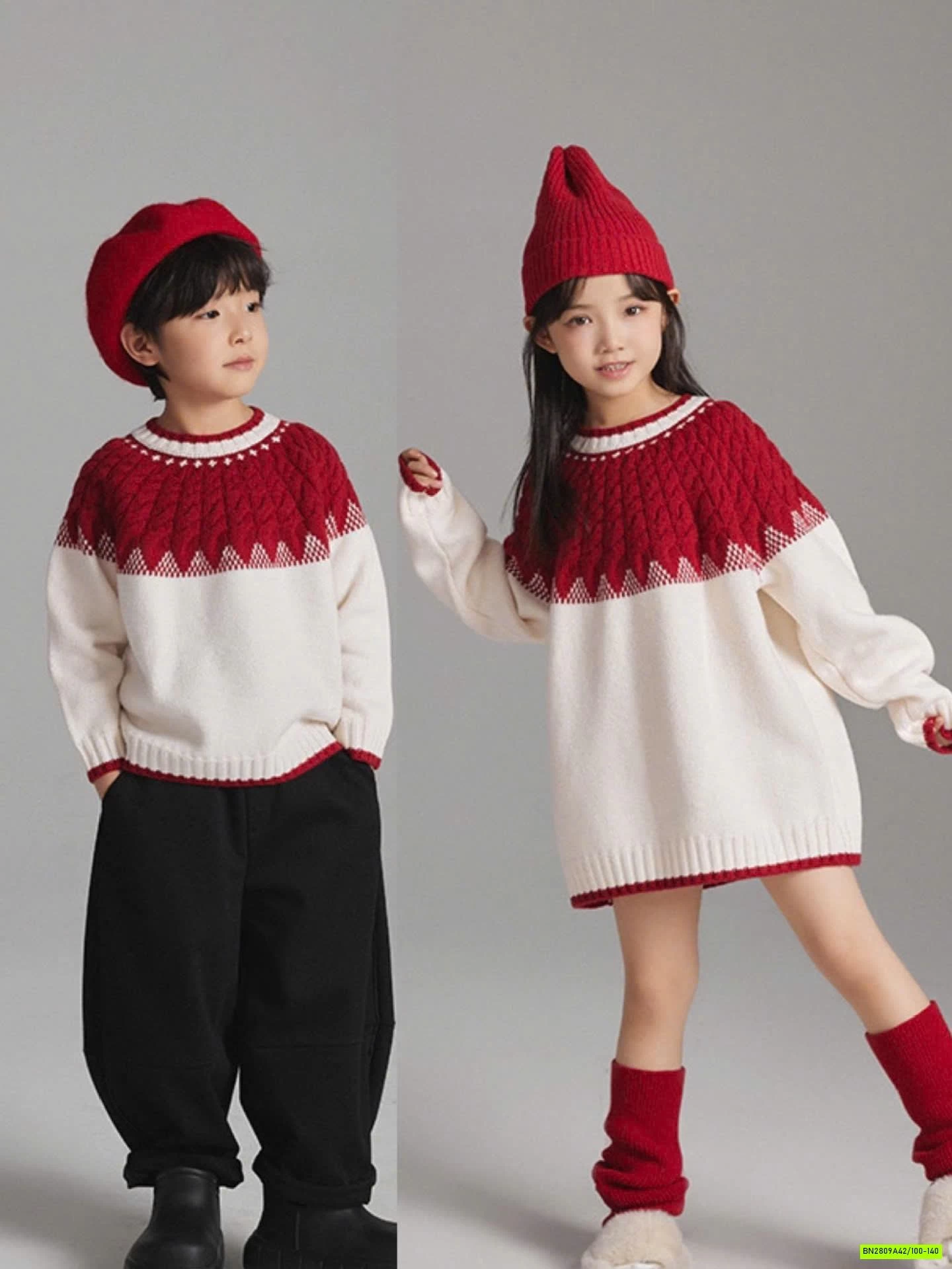 COUPLE LEN ĐỎ DIỆN TẾT