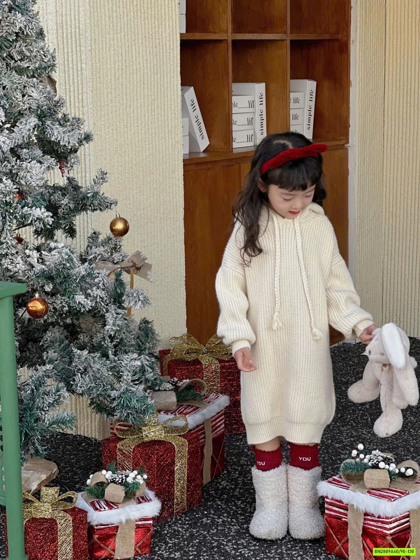 ĐẦM LEN LIỀN MŨ