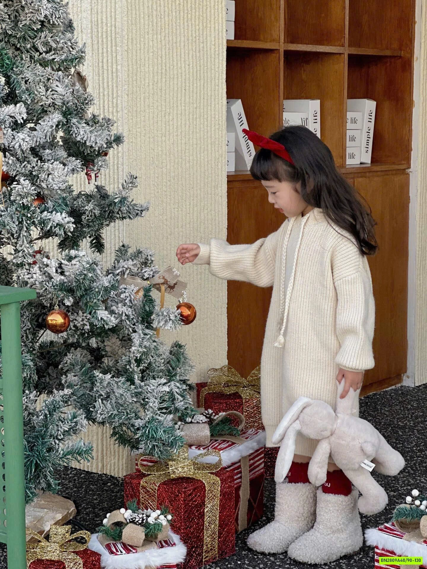 ĐẦM LEN LIỀN MŨ