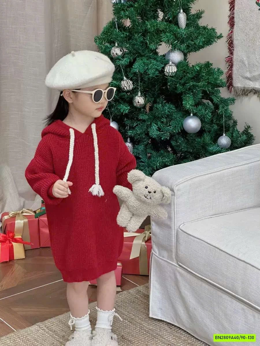 ĐẦM LEN LIỀN MŨ