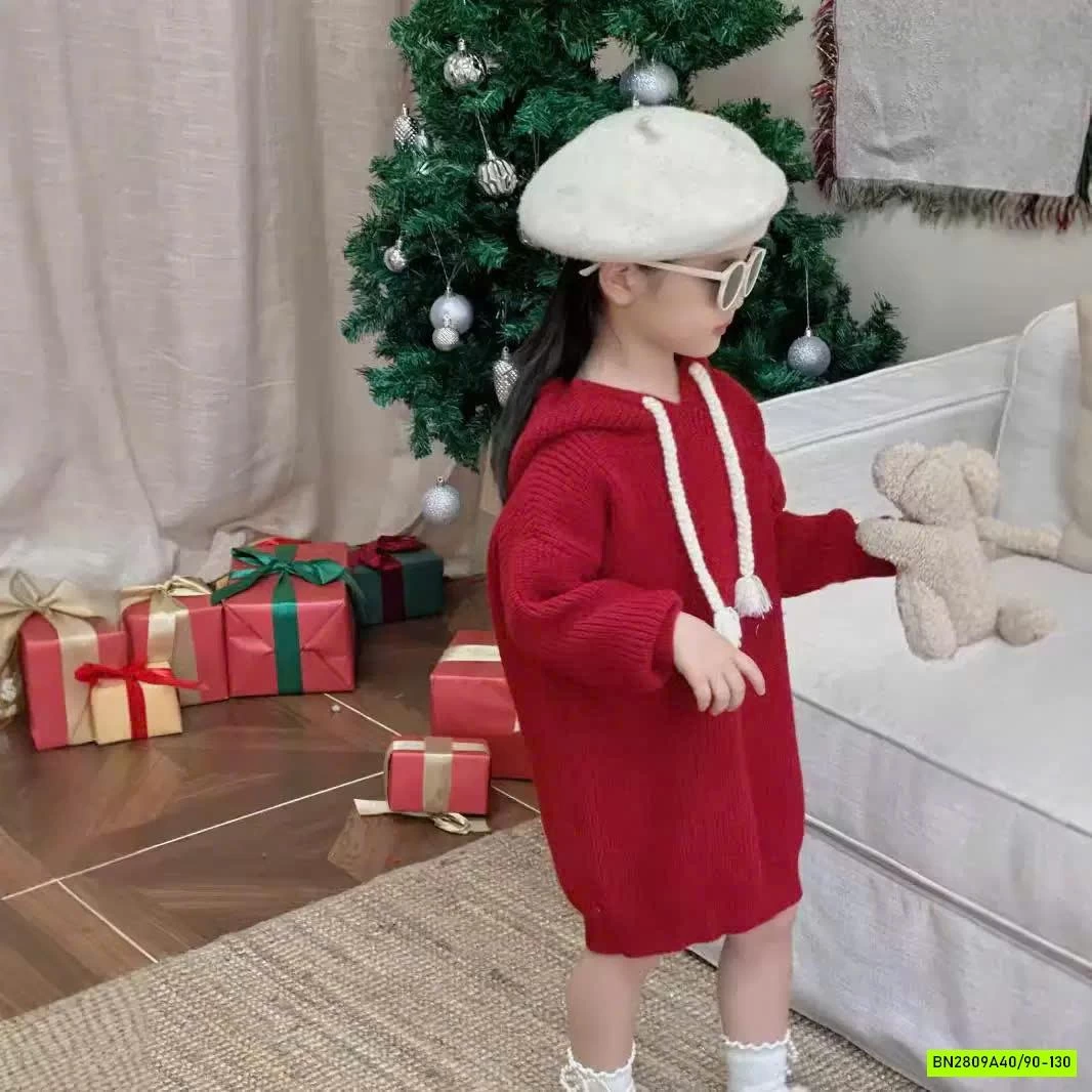 ĐẦM LEN LIỀN MŨ