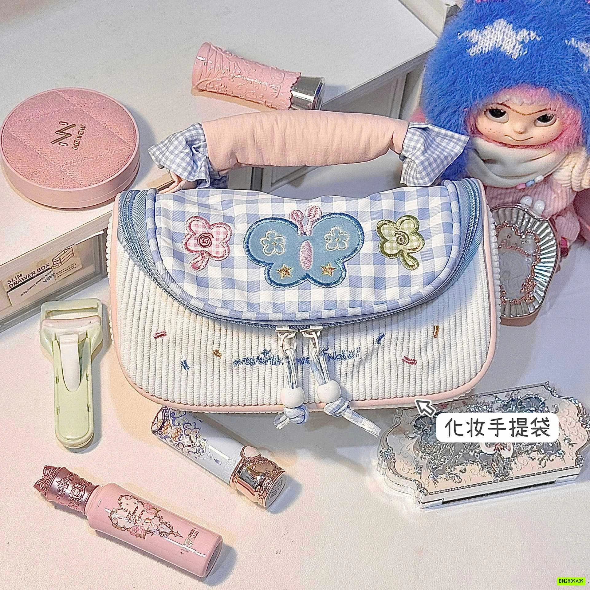 TÚI ĐỰNG BÚT DỄ THƯƠNG