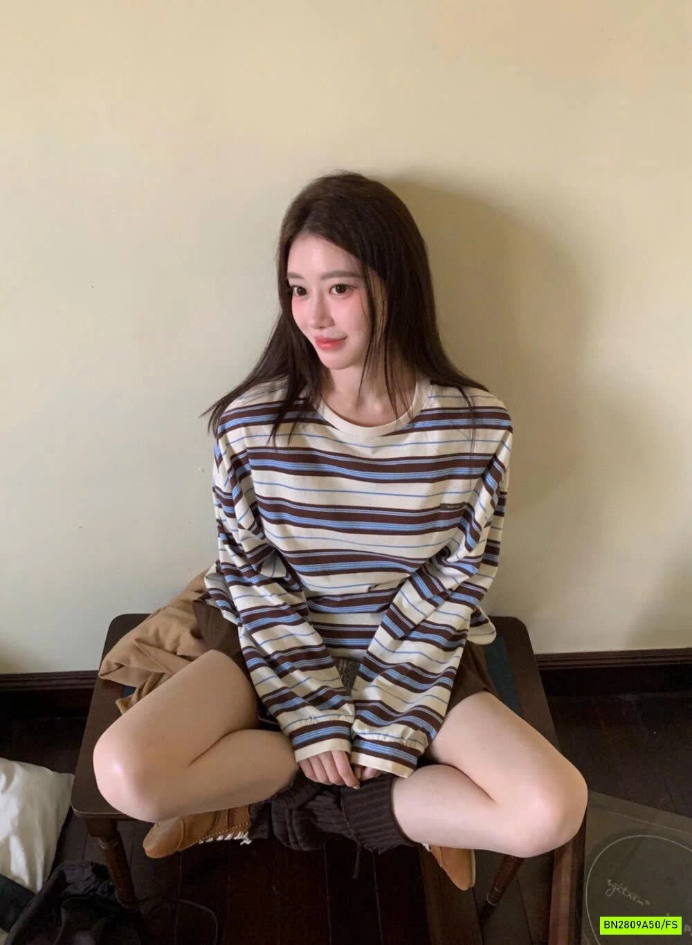 ÁO THUN KẺ OVERSIZE WGWE7314