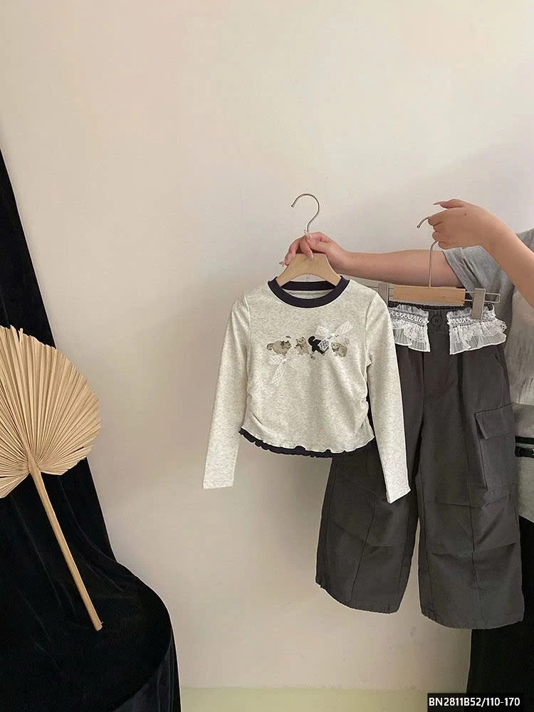 SÉT ÁO THUN DÁNG NGẮN RÚT EO MIX QUẦN TÚI HỘP