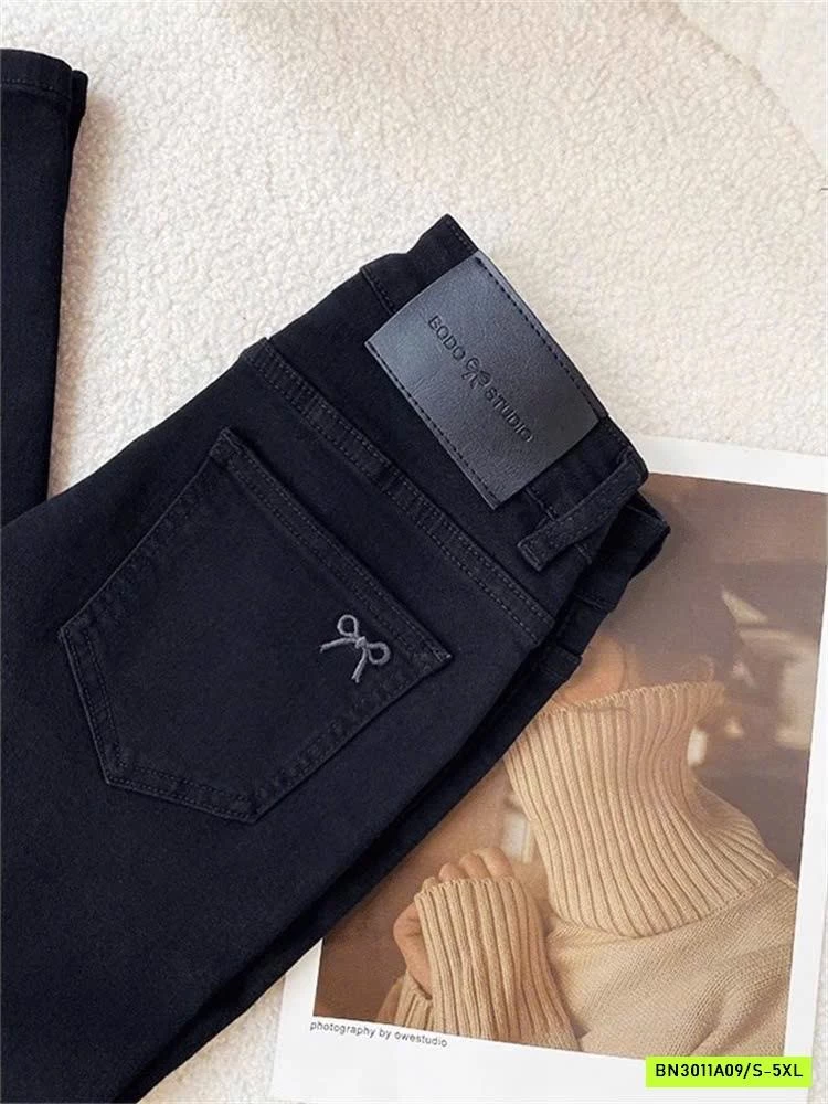 QUẦN JEAN THÊU NƠ NỮ