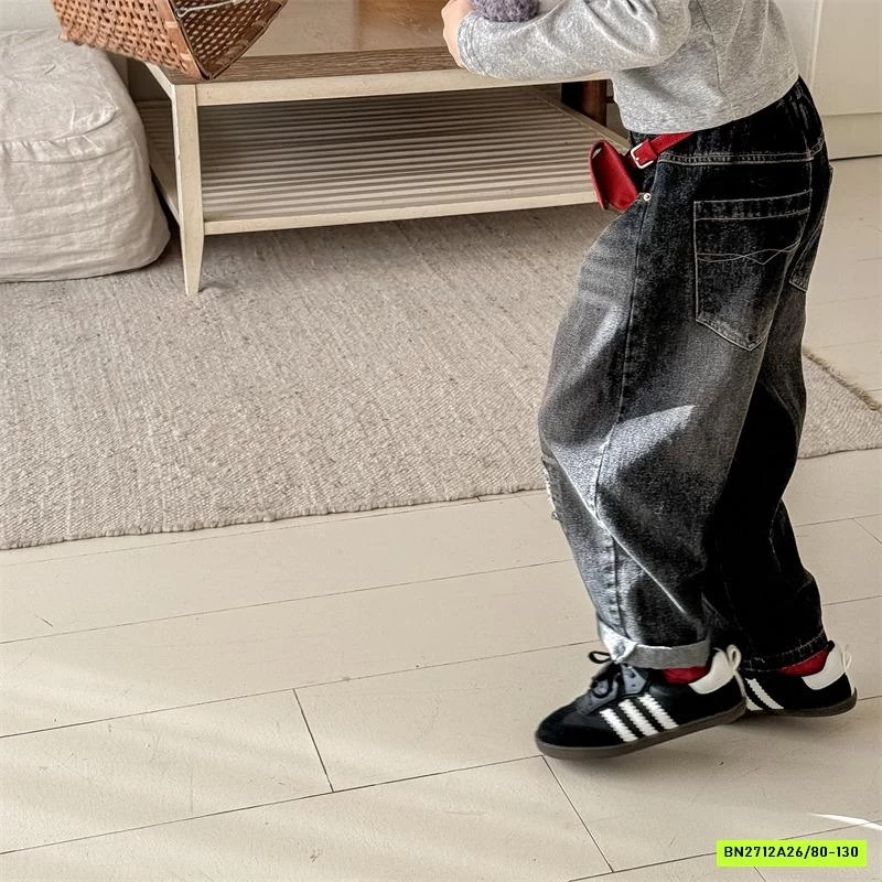 JEANS BAGGY RÁCH GỐI ADBABY