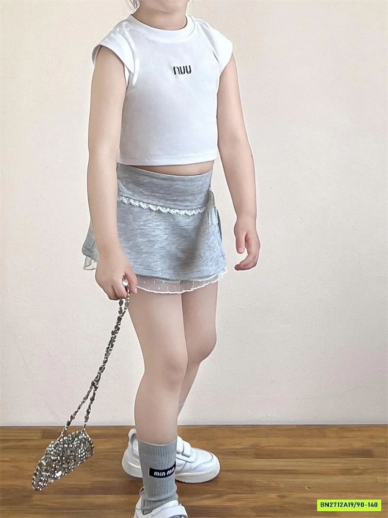 SETS CROPTOP MIU MIX QUẦN VÁY XÁM