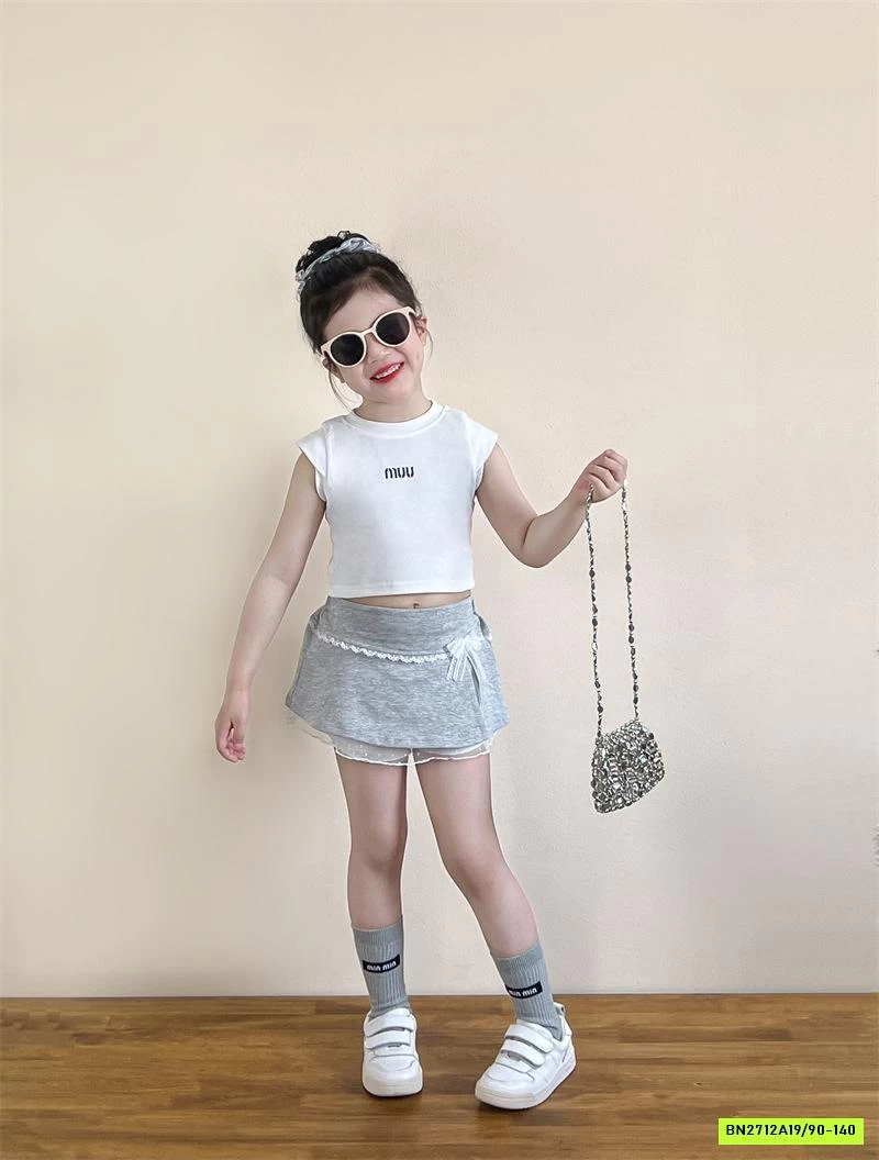 SETS CROPTOP MIU MIX QUẦN VÁY XÁM