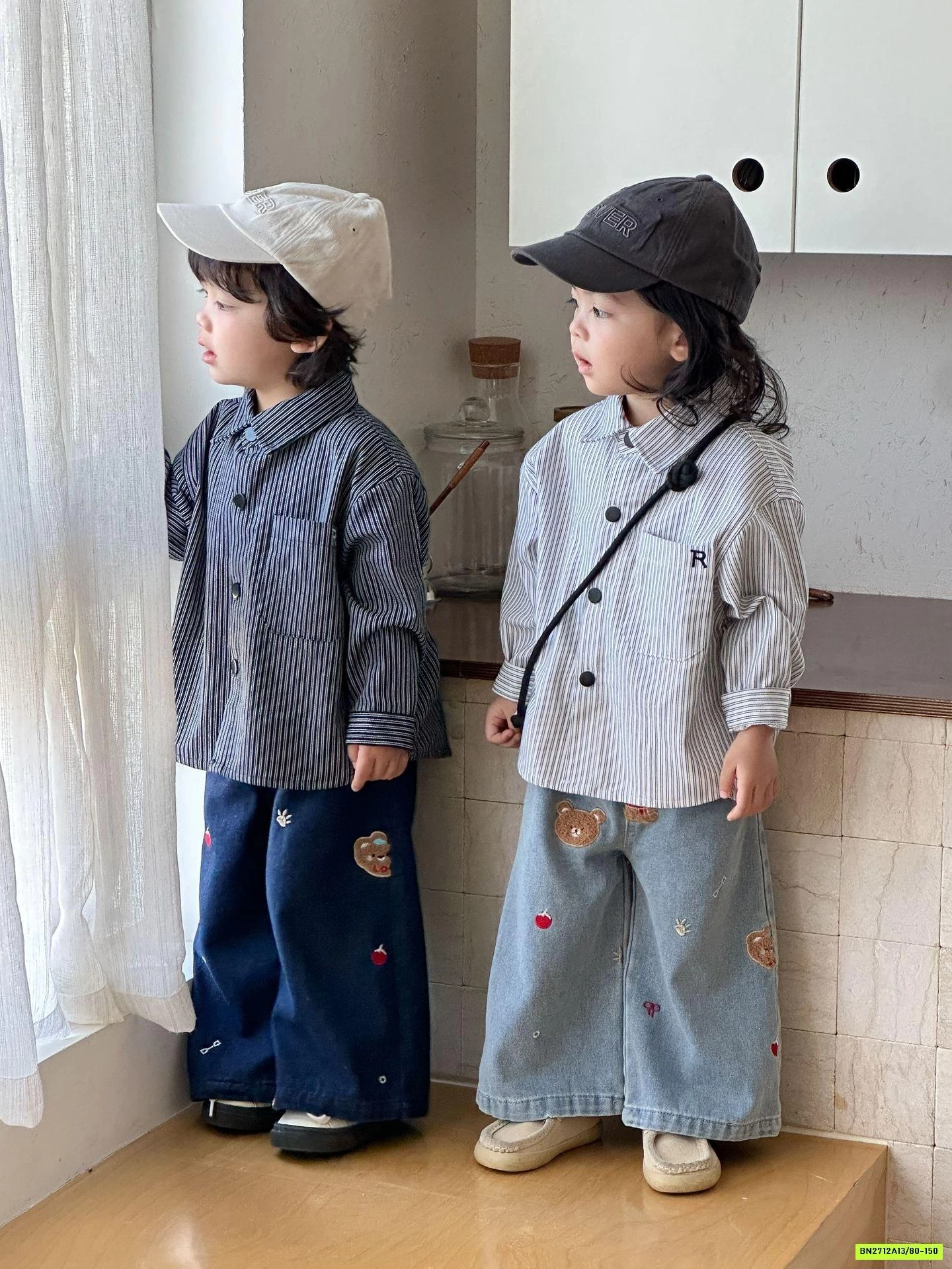 SƠ MI SỌC TÚI NGỰC THÊU LOGO