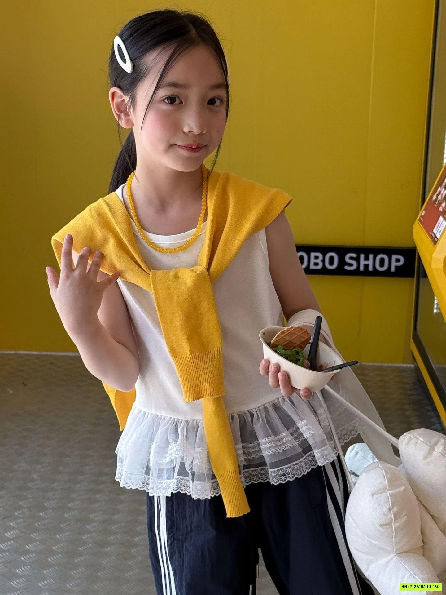 ÁO SÁT NÁCH VIỀN REN TCKIDS