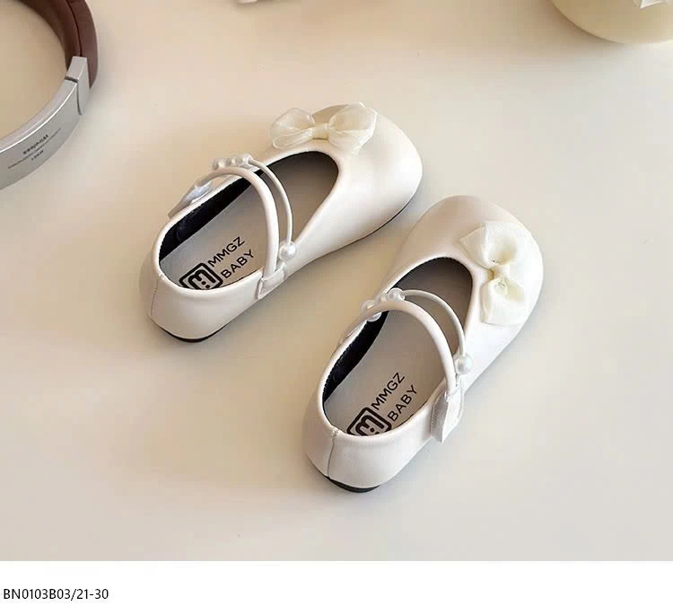 GIÀY BÚP BÊ GẮN NƠ MGBABY