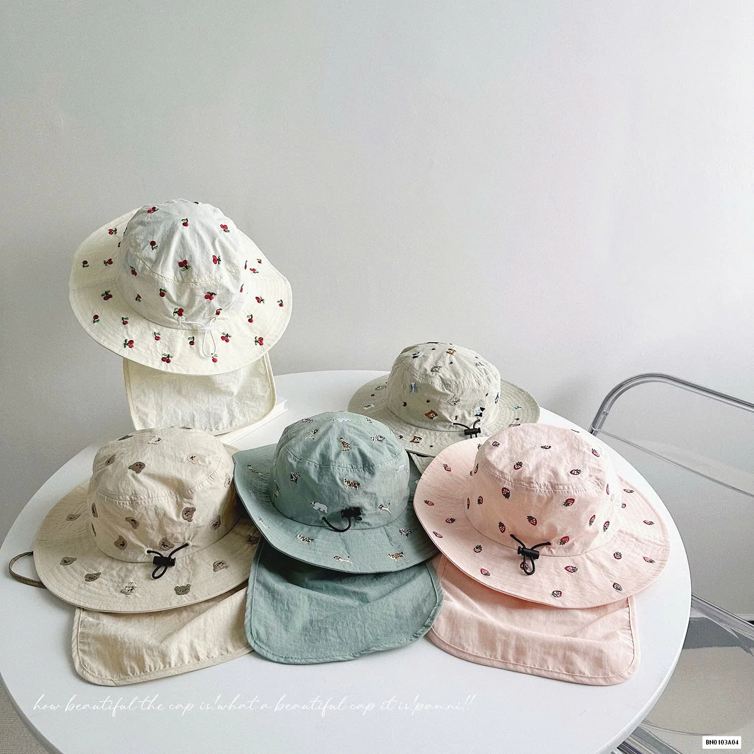 MŨ BÈO THÊU HÌNH KÈM VẠT CHE