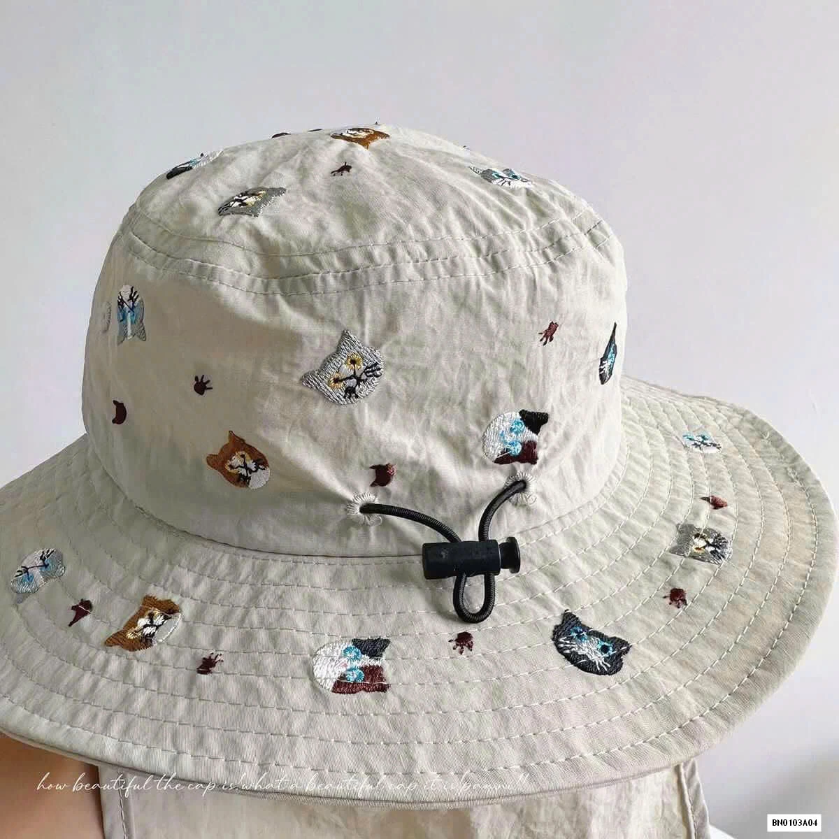 MŨ BÈO THÊU HÌNH KÈM VẠT CHE