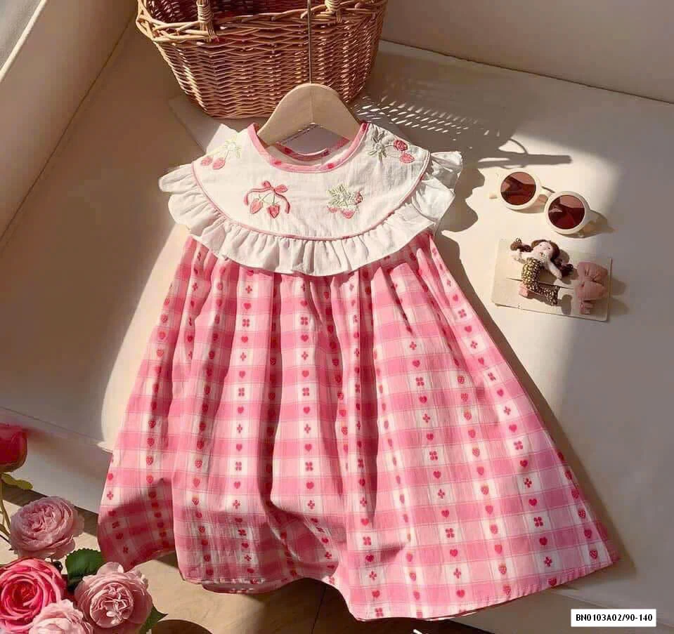 ĐẦM CARO CỔ THÊU HOA