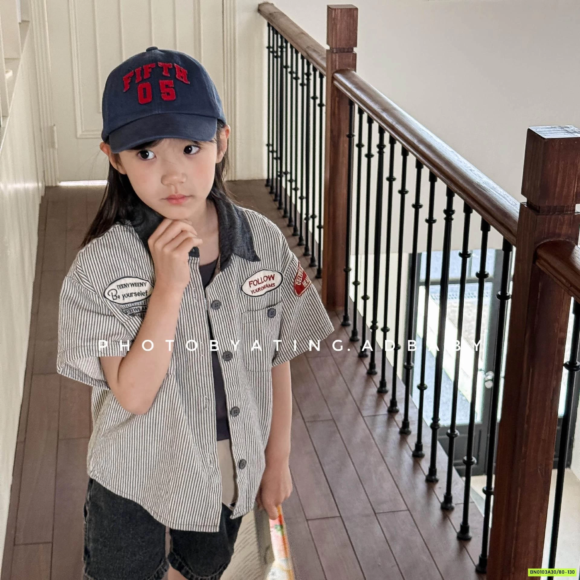 SƠ MI NGẮN TAY THÊU CHỮ 6250 ADBABY