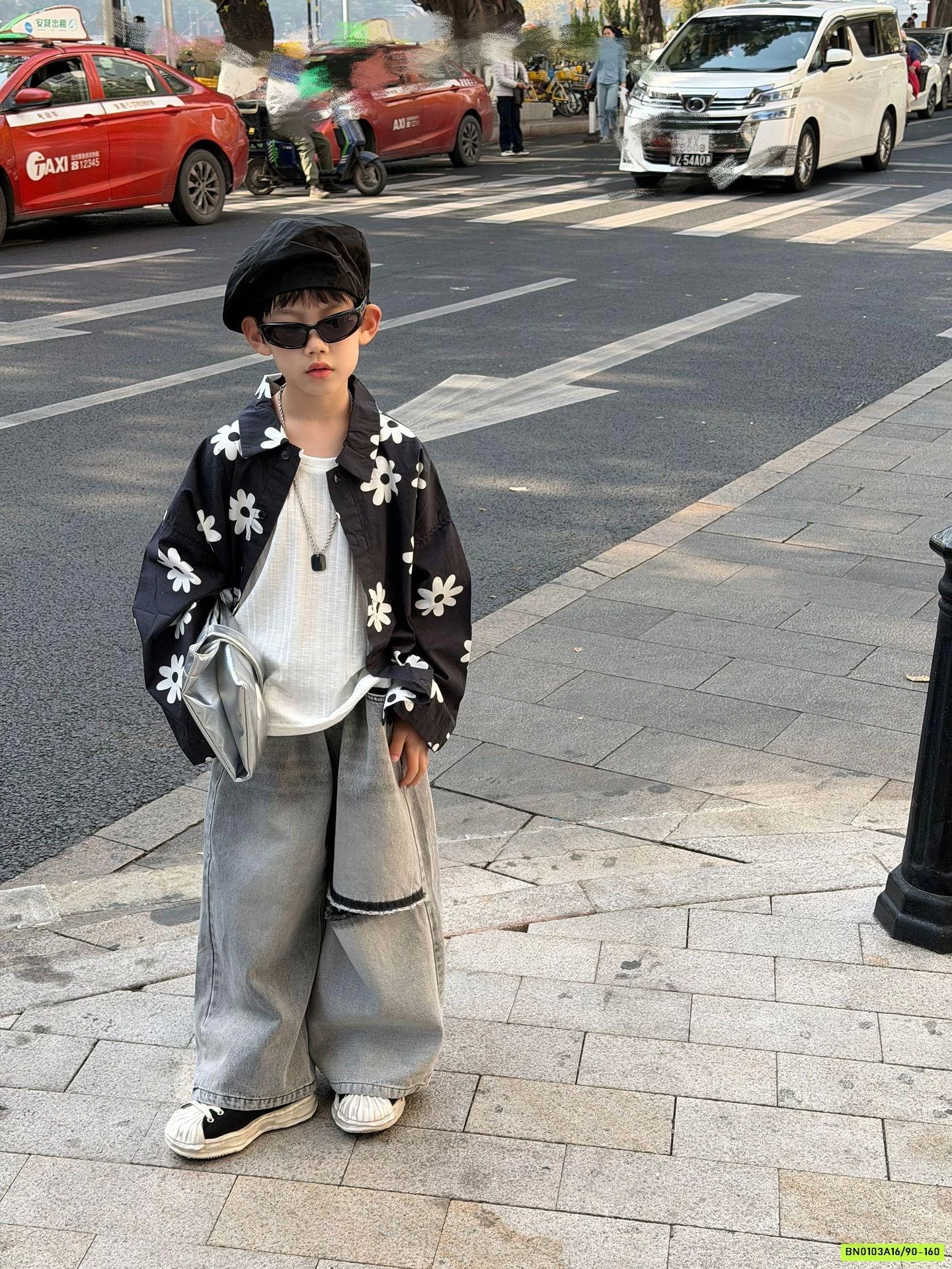 SƠ MI ĐEN HOA FANSHU