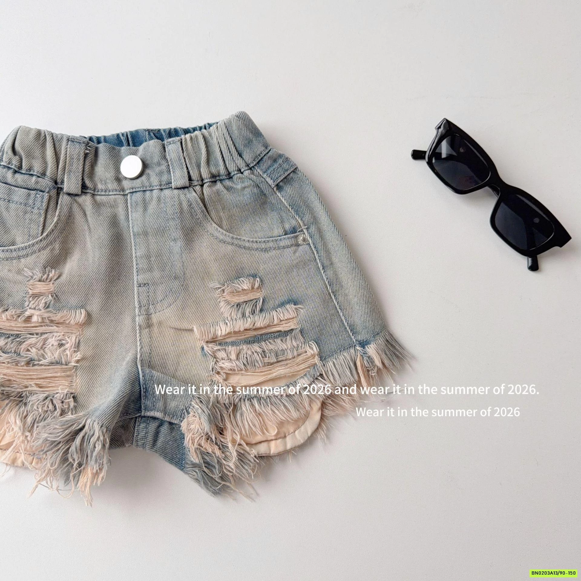 SHORT JEANS RÁCH CÁ TÍNH QKIDS