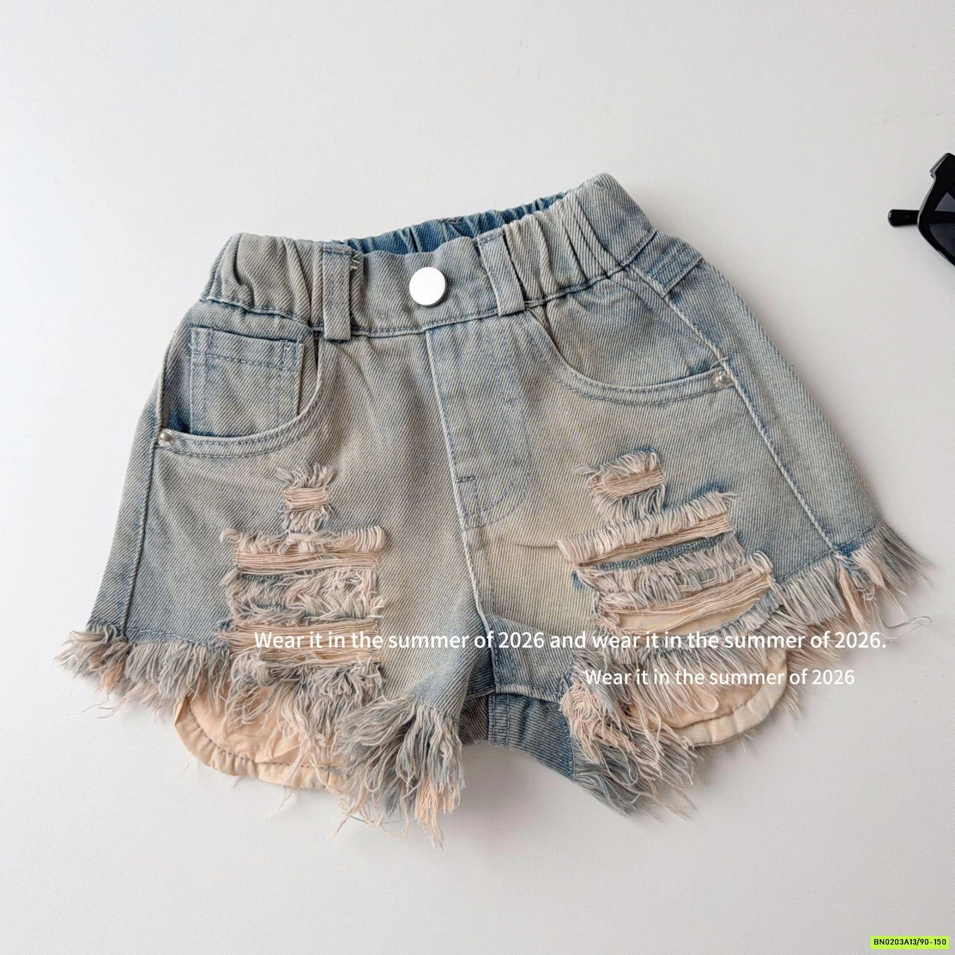 SHORT JEANS RÁCH CÁ TÍNH QKIDS