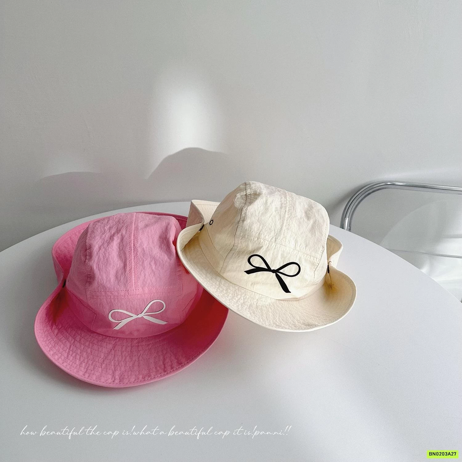 MŨ BÈO THÊU NƠ CHO BÉ