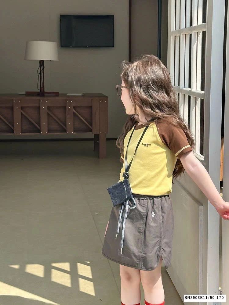 ÁO THUN PHỐI MÀU CHỈ NỔI  AMBB 25B027