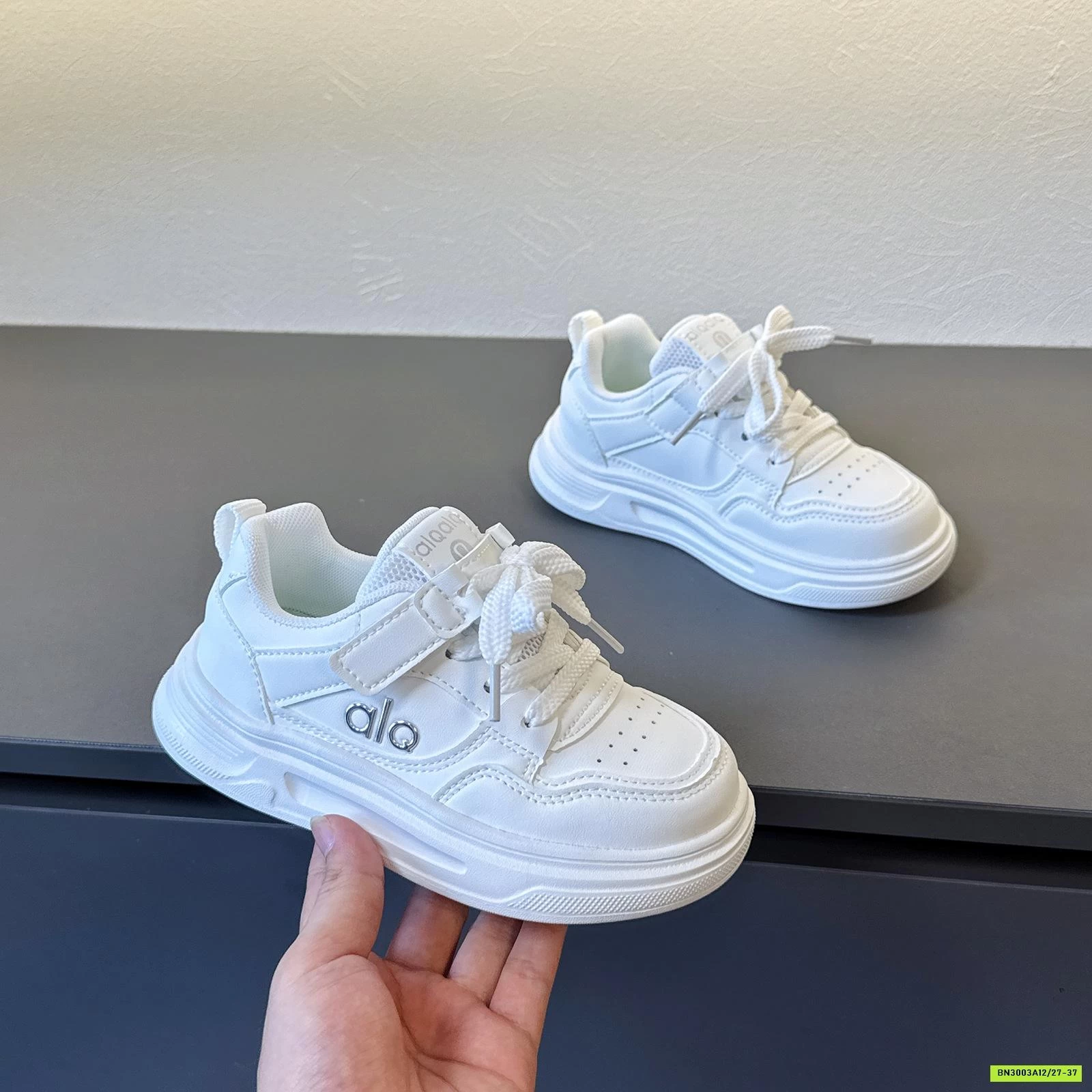 GIÀY THỂ THAO ALO