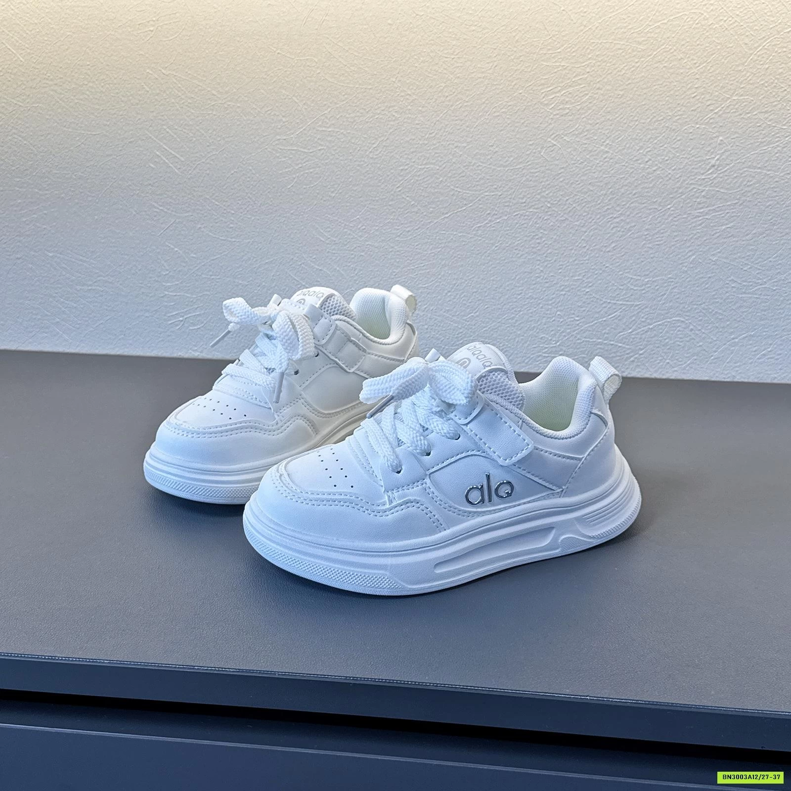 GIÀY THỂ THAO ALO