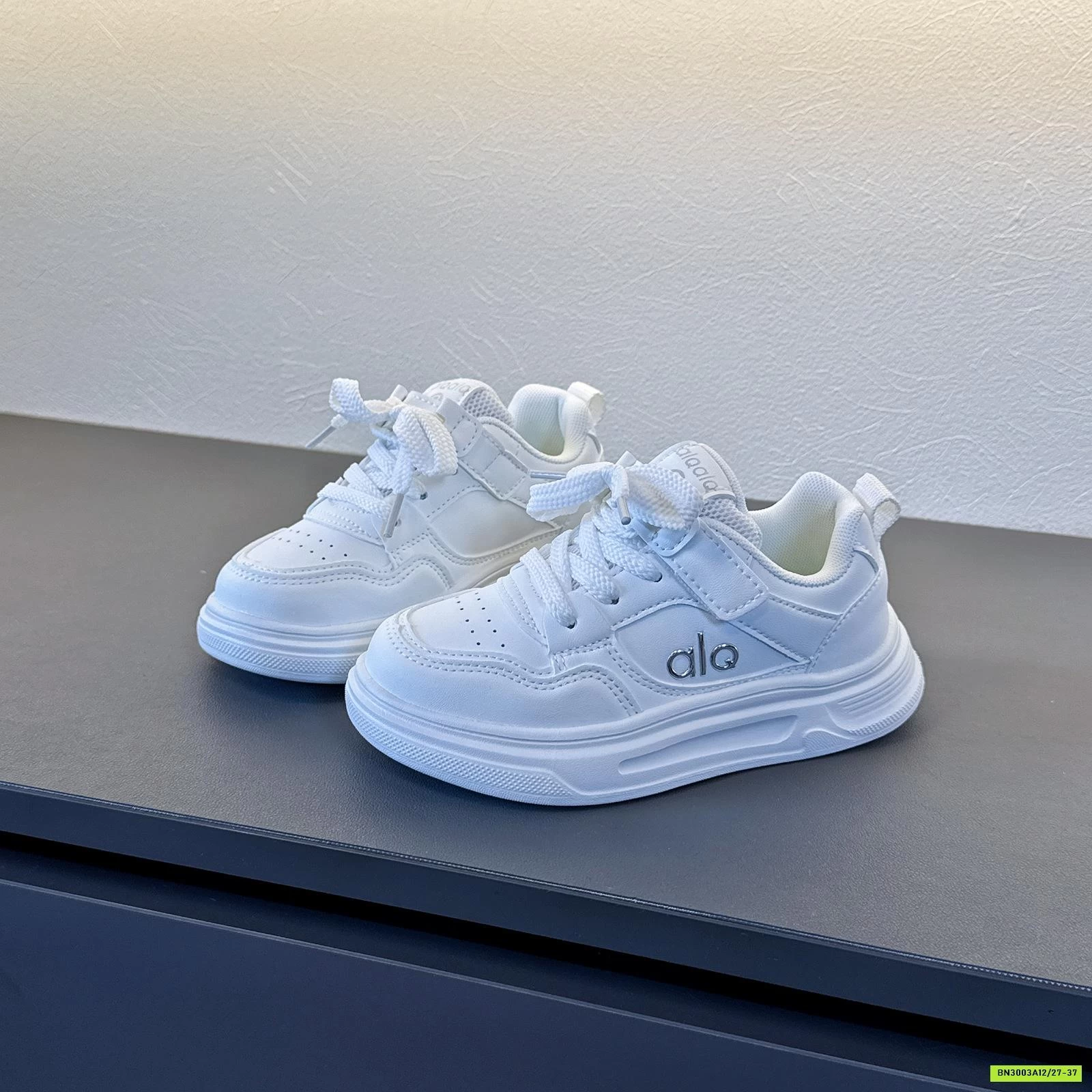 GIÀY THỂ THAO ALO