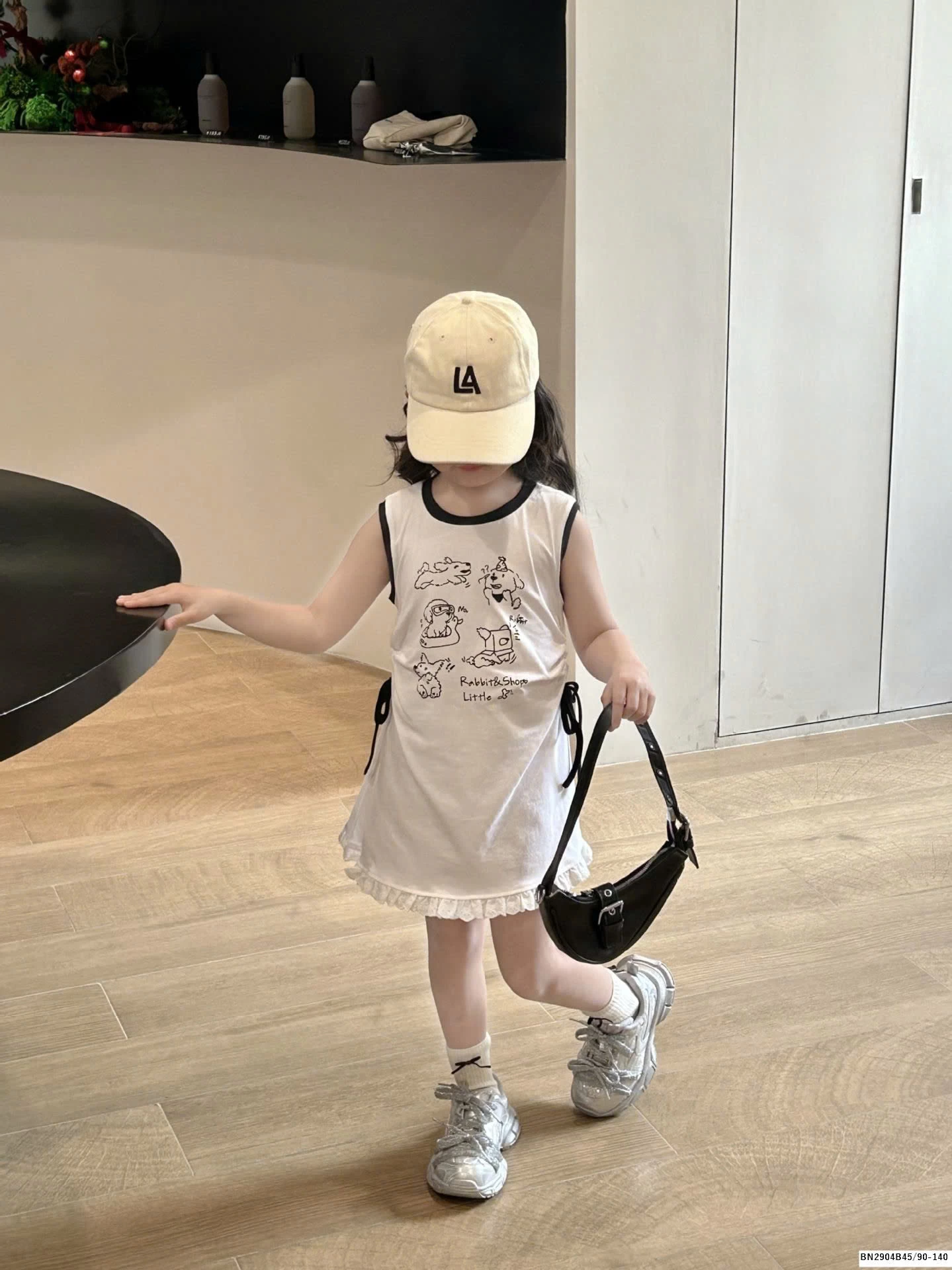 ĐẦM SUỐNG SÁT NÁCH