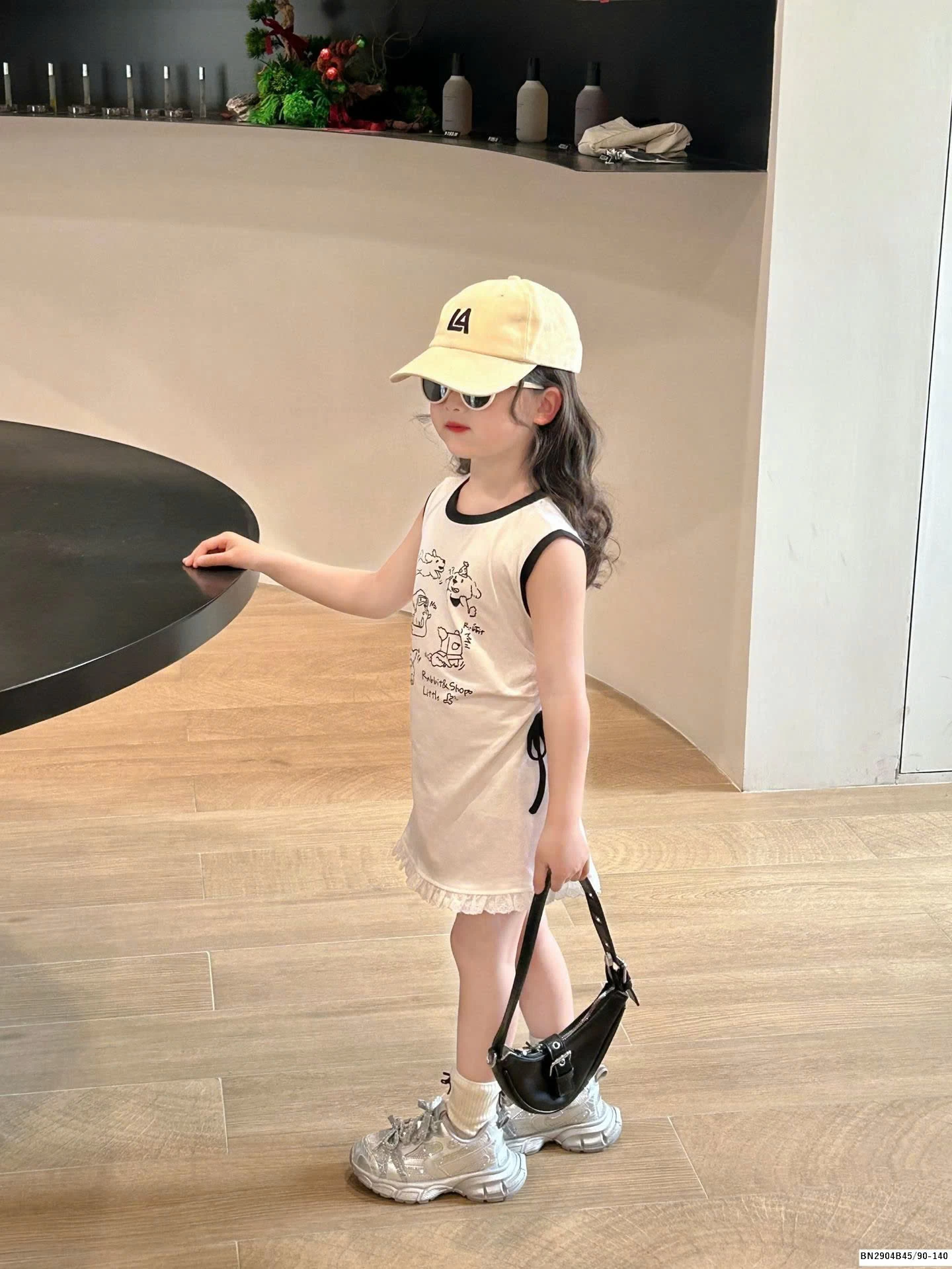 ĐẦM SUỐNG SÁT NÁCH