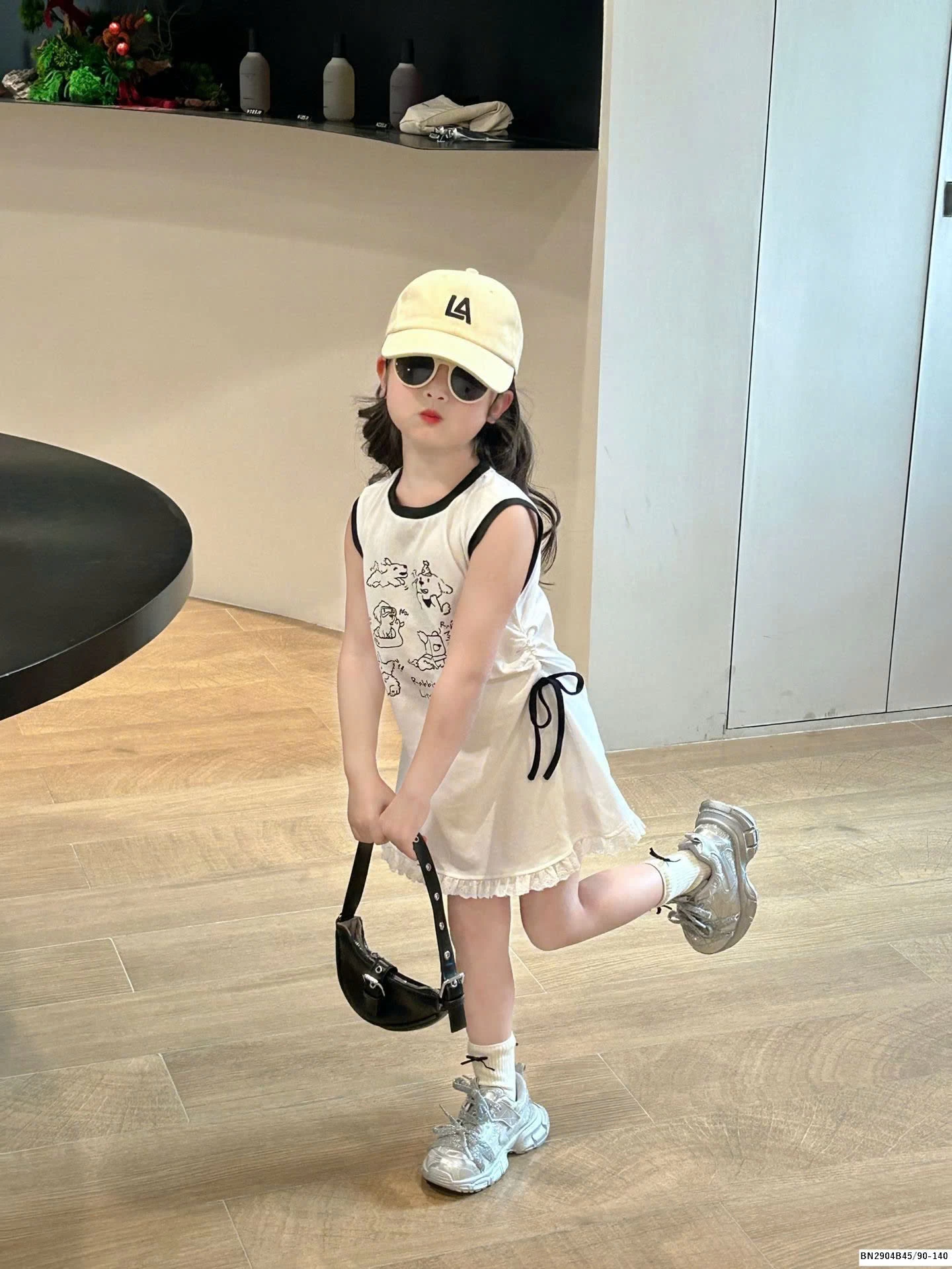 ĐẦM SUỐNG SÁT NÁCH