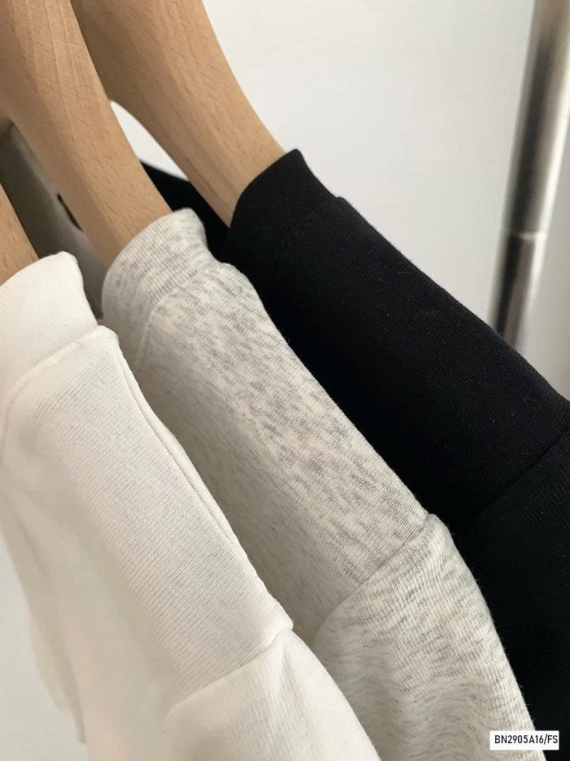 ÁO THUN RÚT EO THÊU TRÁI TIM