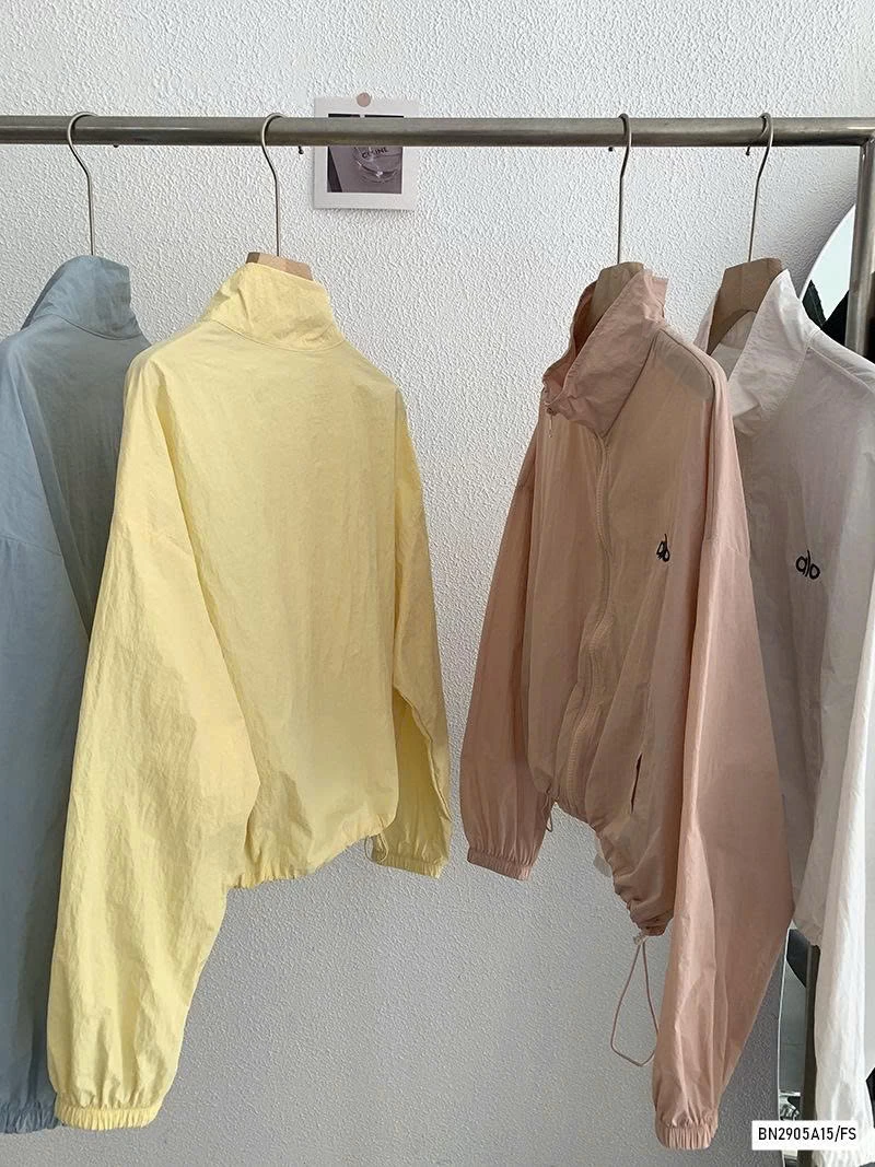 KHOAC GIÓ CHỐNG NẮNG ALO