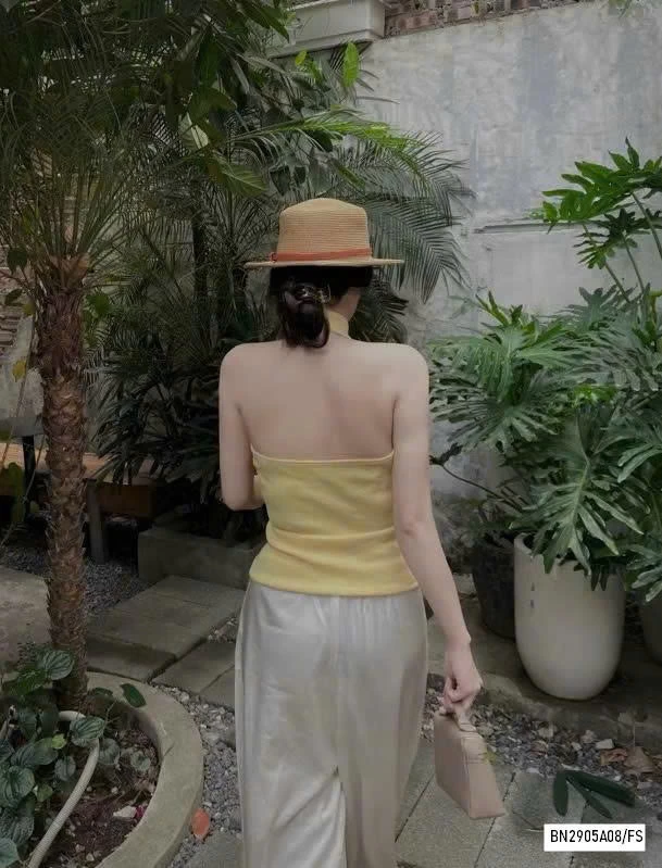 ÁO LENN YẾMM WG.WE