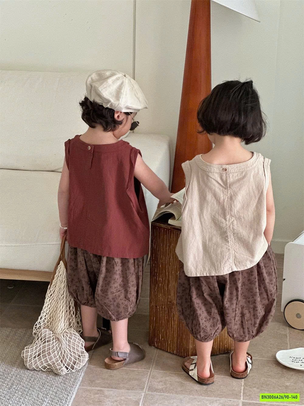 ÁO SÁT NÁCH MIX QUẦN BÍ HOA VINTAGE