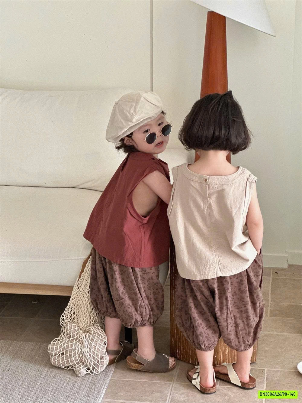 ÁO SÁT NÁCH MIX QUẦN BÍ HOA VINTAGE